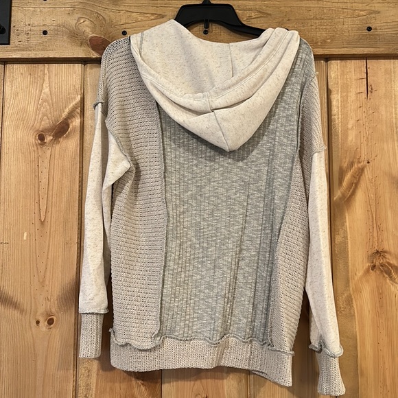 BKE Pieced Knit hoodie - Picture 2 of 10
